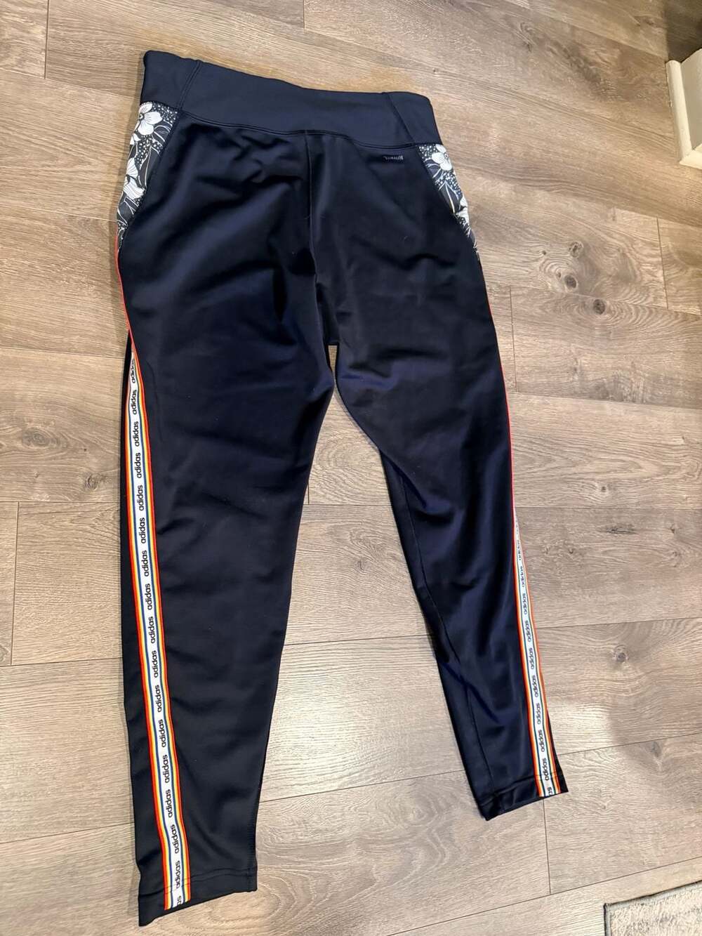 Adidas x The FARM Company Floral Logo Tape Climalite Leggings Size XL - Picture 9 of 12